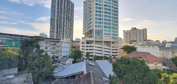 ขาย/ให้เช่า คอนโด Bangkok Feliz 69-2 (Low-Rise Condo) ซอยสุขุมวิท 69 ติด BTS พระโขนงเพียง 100 เมตร